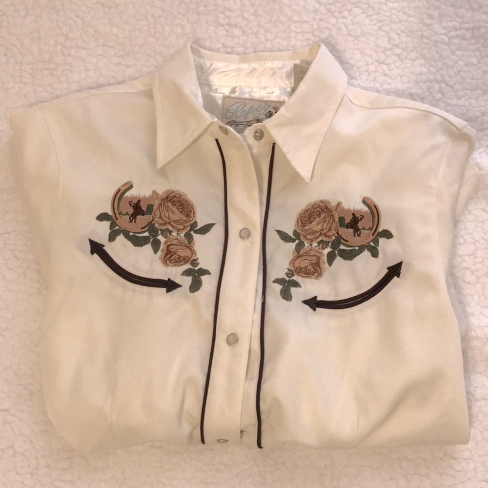 Western style floral embroidered long sleeve M